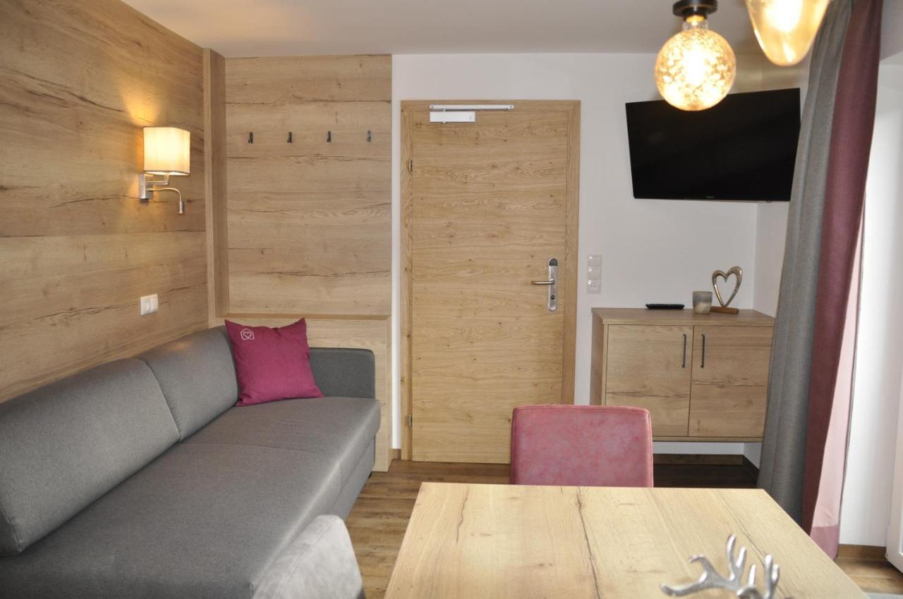 Herzis Appartements Wagrain Buitenkant foto